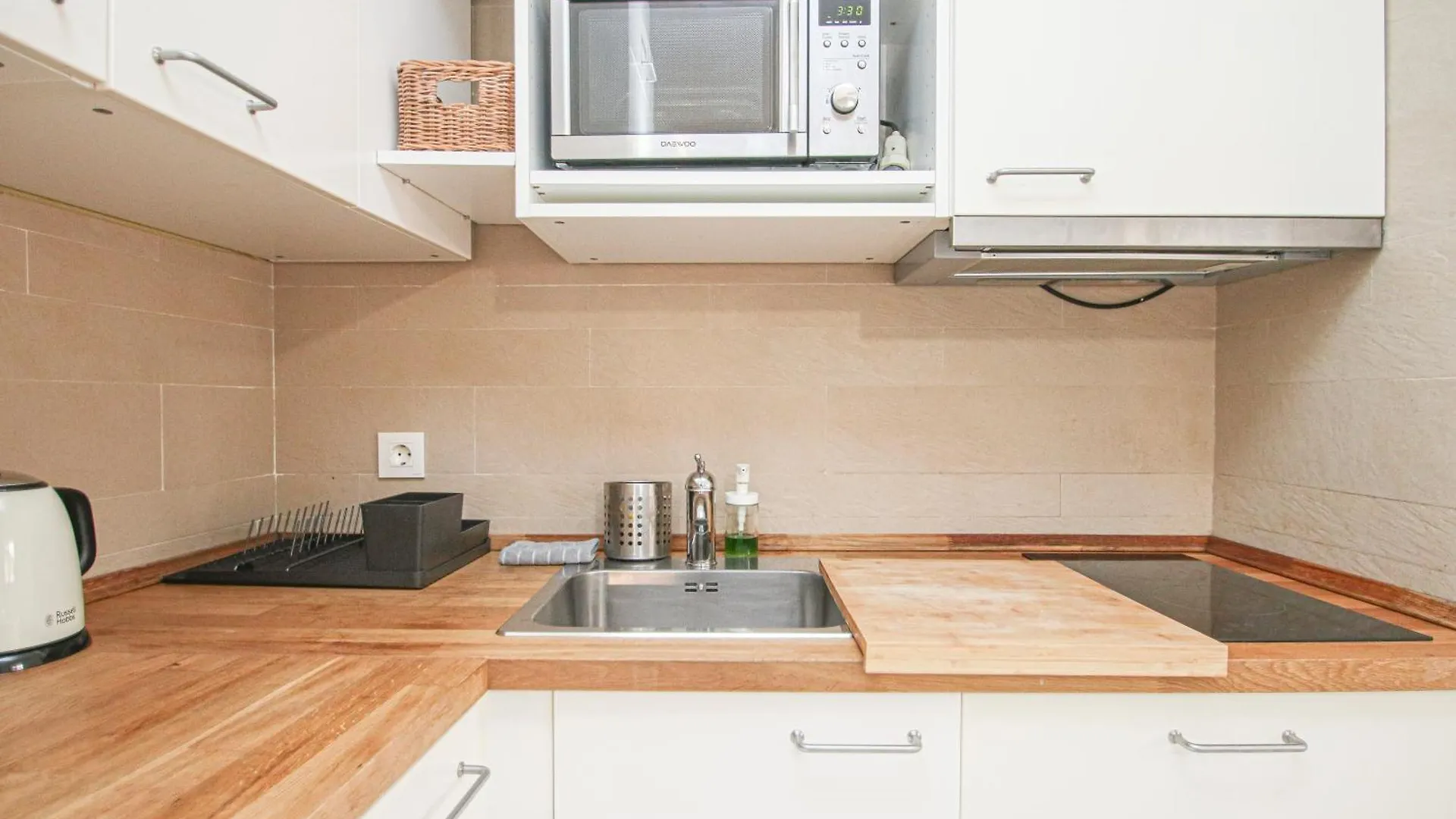 Apartman Charming Apt In The Center - 10M Walk Isla Magica Sevilla