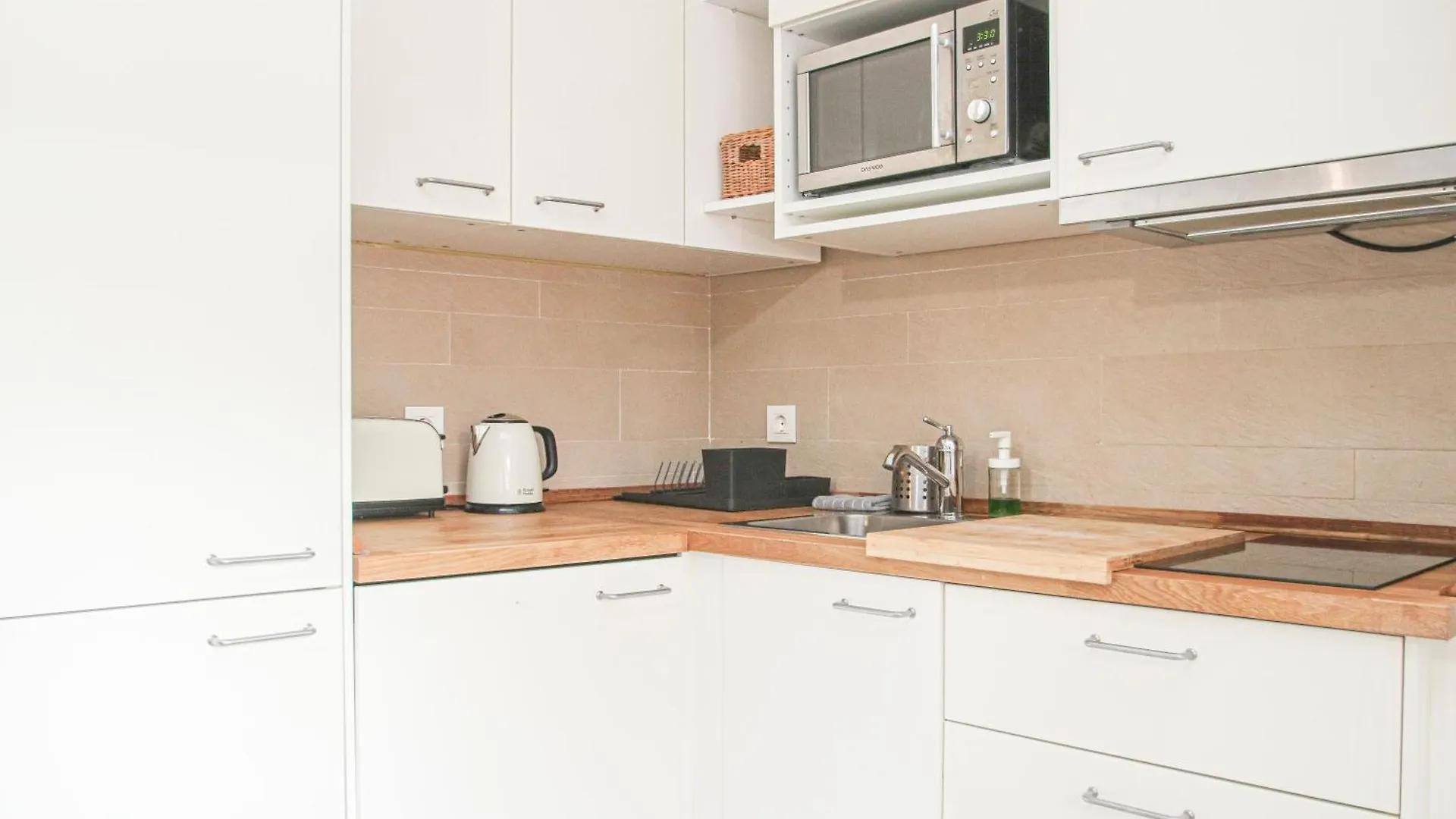 Charming Apt In The Center - 10M Walk Isla Magica Seville