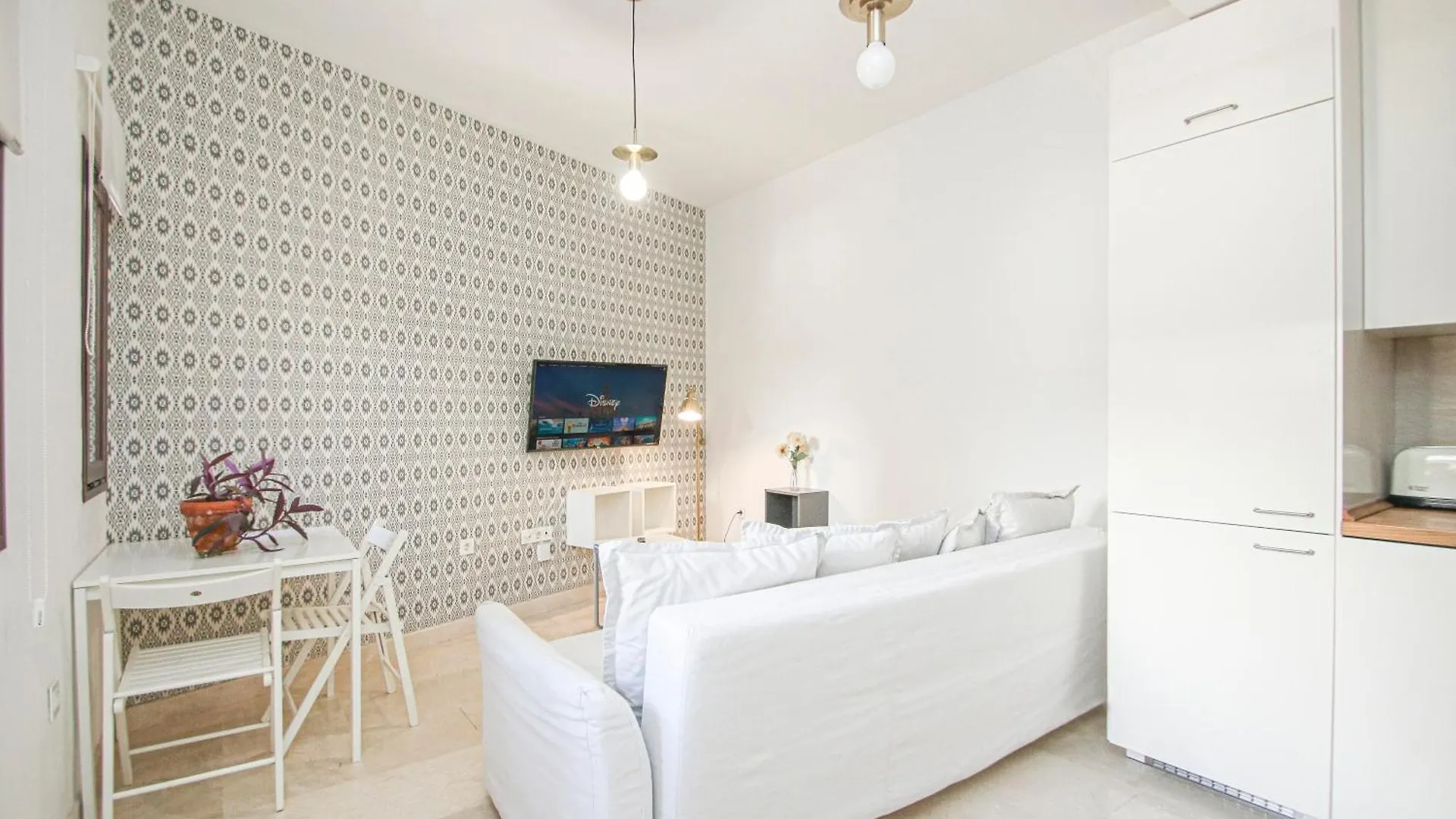 Charming Apt In The Center - 10M Walk Isla Magica Seville