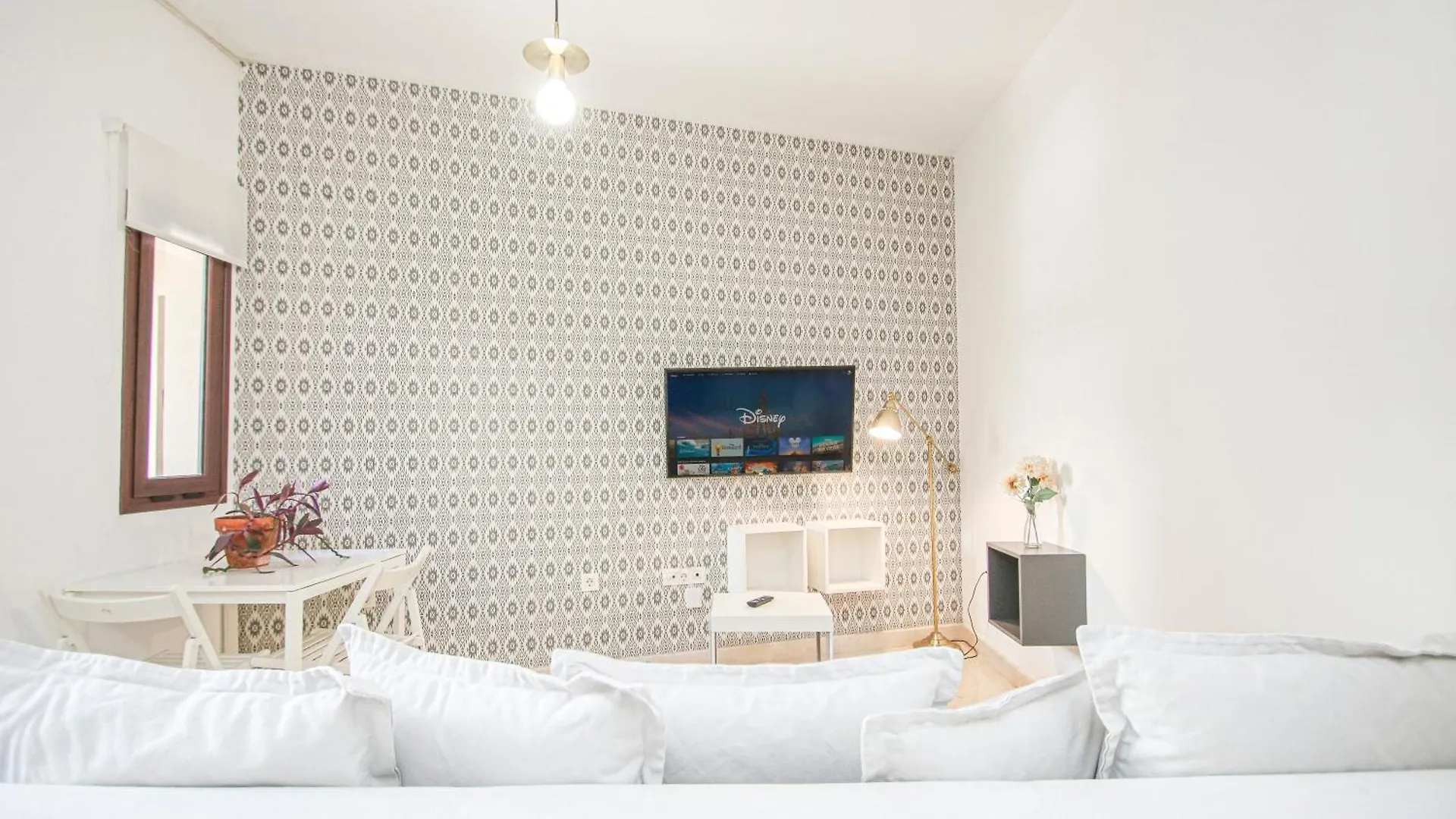 Charming Apt In The Center - 10M Walk Isla Magica Seville 0*,  Spain